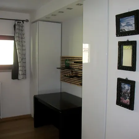 Aparthotel Stolemberg - Principessa Erika Mariasofia Gressoney-la-Trinité